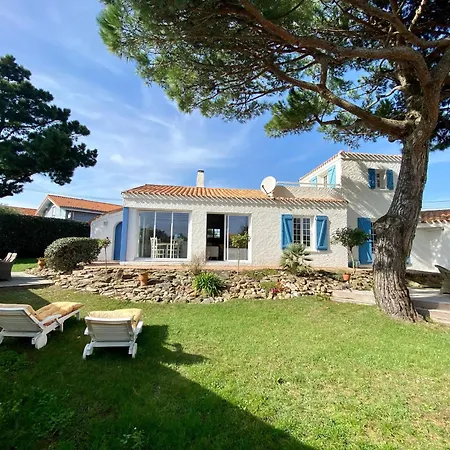 Maison Renovee Avec Terrasse Et Jardin Clos A 30m De La Mer, Parking, Wifi - Fr-1-306-1228