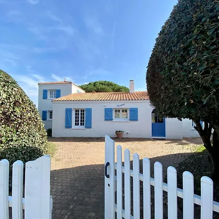 Maison Renovee Avec Terrasse Et Jardin Clos A 30m De La Mer, Parking, Wifi - Fr-1-306-1228 Holiday home *
