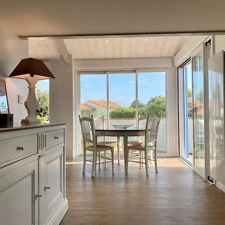 Holiday home Maison Renovee Avec Terrasse Et Jardin Clos A 30m De La Mer, Parking, Wifi - Fr-1-306-1228
