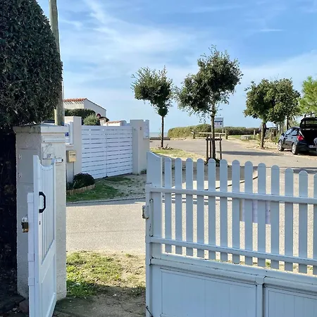 Maison Renovee Avec Terrasse Et Jardin Clos A 30m De La Mer, Parking, Wifi - Fr-1-306-1228 Holiday home